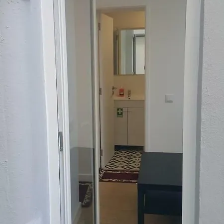 Metro House Gæstehus